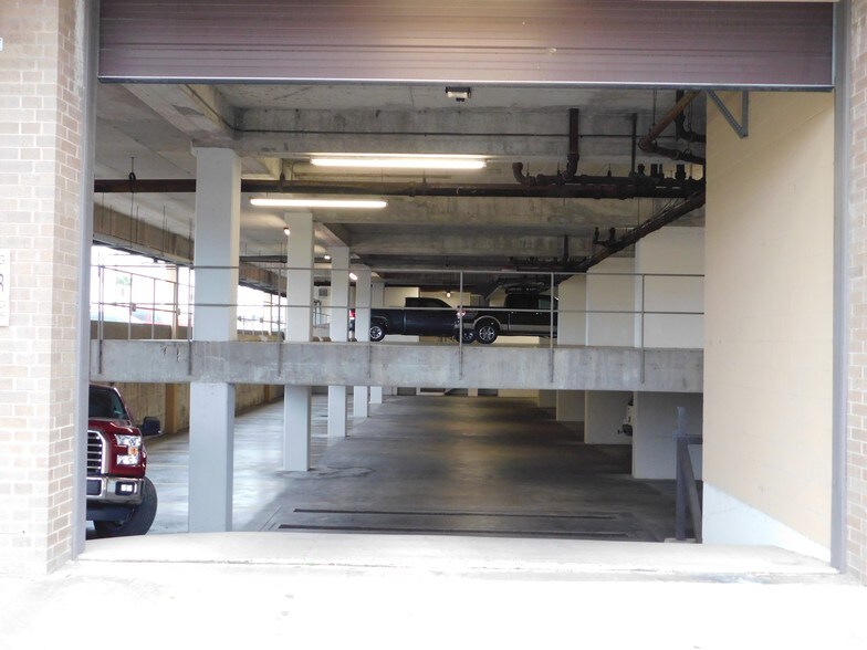 More Photos Of 710-724 Buffalo St, Corpus Christi Office For Lease