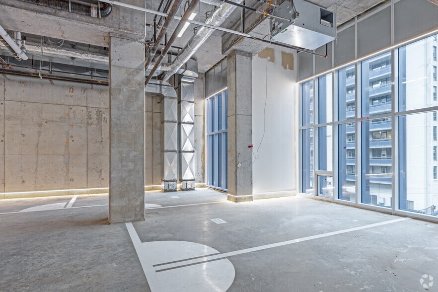 More Photos Of 591 Yonge St, Toronto Apartments For Lease