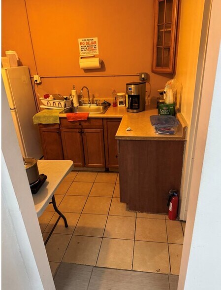 More Photos Of 719-729 E 135 St, Bronx Warehouse For Lease