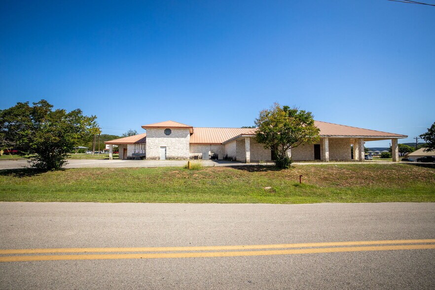 More Photos Of 1071 FM 2673, Canyon Lake Specialty For Sale