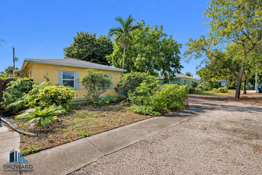 More Photos Of 255 SW 15th St, Dania Beach Apartments For Sale