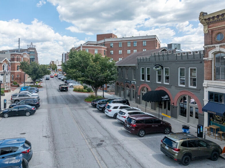 More Photos Of 725 Massachusetts Ave, Indianapolis Restaurant For Sale
