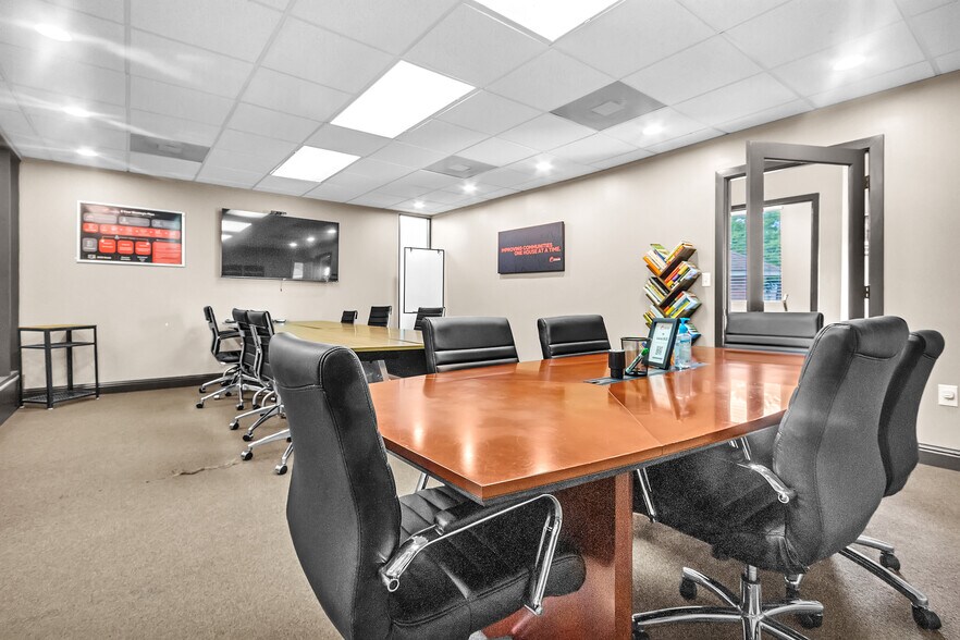 More Photos Of 4249 Lomac St, Montgomery Medical For Lease