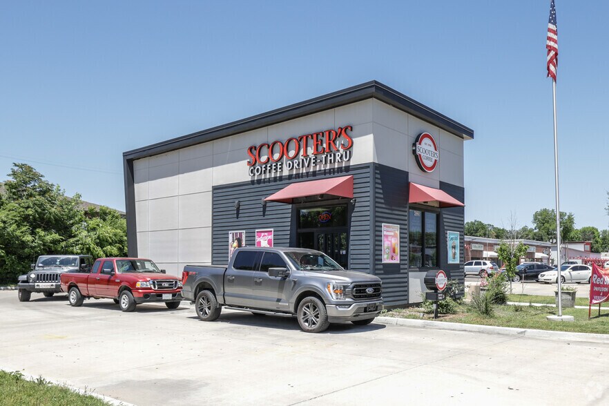 Primary Photo Of 4320 S Peoria Ave, Tulsa Fast Food For Sale