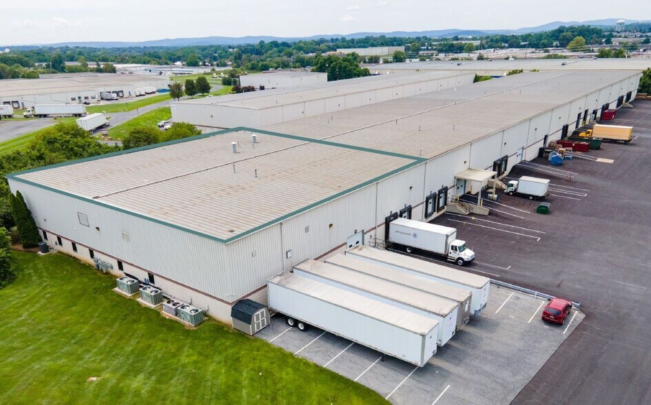 Primary Photo Of 100 Corporate Dr, Reading Unknown For Lease