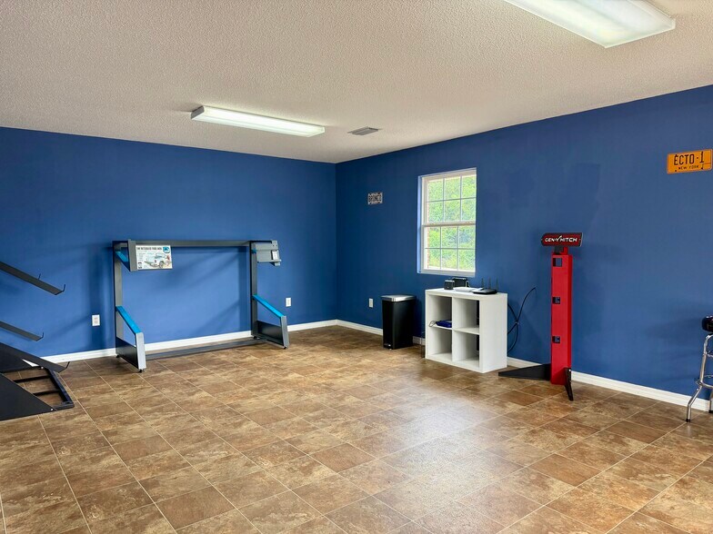 More Photos Of 1823 South Blvd, Brewton Office For Sale