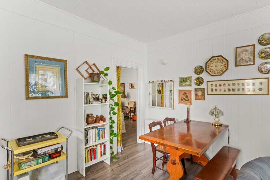 More Photos Of 56 Elm St, Camden Storefront For Sale