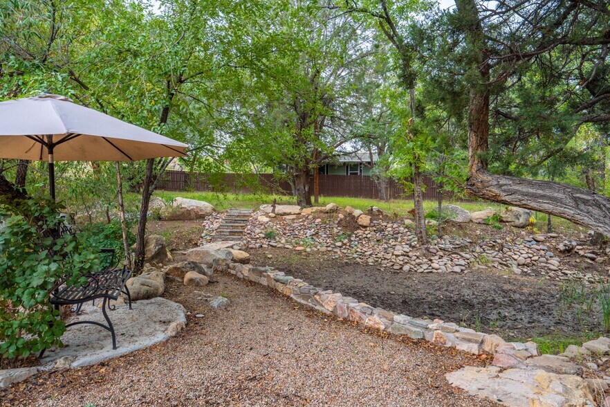 More Photos Of 2516 Willow Creek Rd, Prescott Freestanding For Sale
