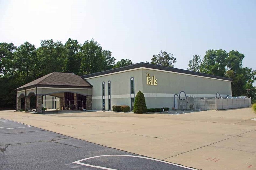 More Photos Of 300 Admiral Weinel Blvd, Columbia Lodge Meeting Hall For Sale