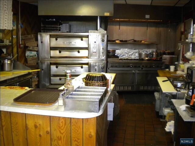 More Photos Of 107 Washington Ave, Little Ferry Storefront Retail Residential For Sale