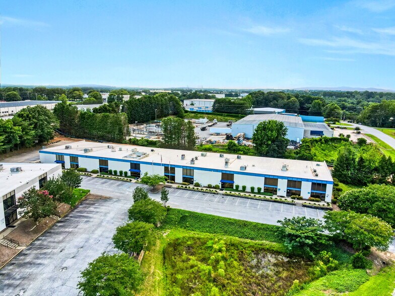 Primary Photo Of 135 Interstate Blvd, Greenville Flex For Lease