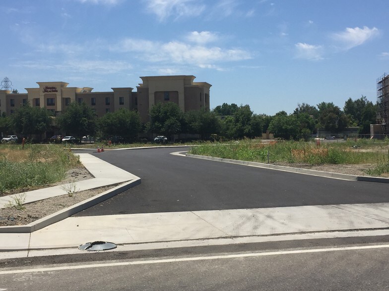 More Photos Of Reed Ave, West Sacramento Land For Lease