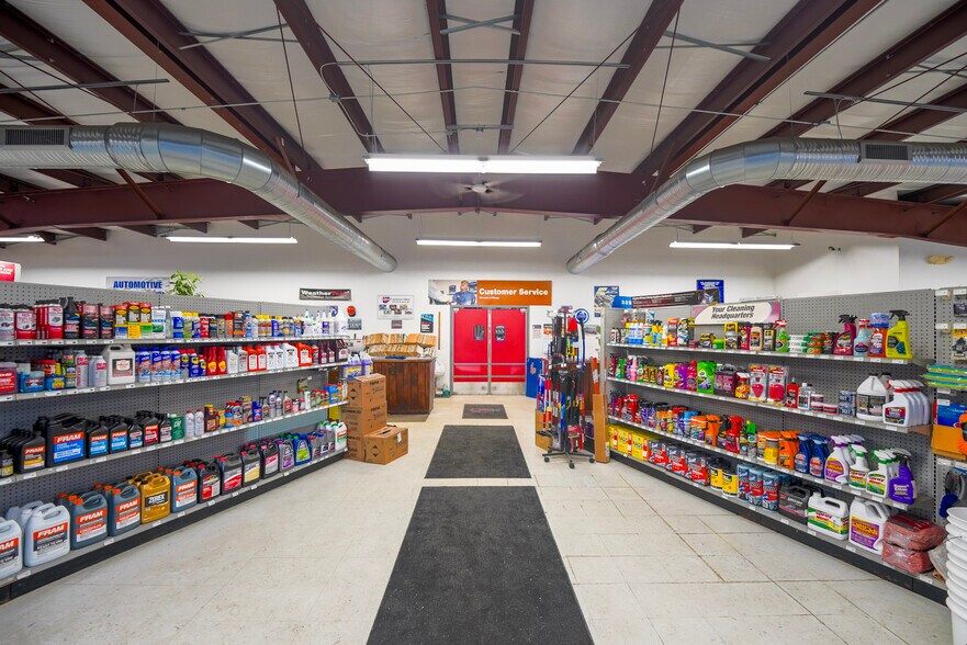 More Photos Of 193 Dix Ave, Glens Falls Freestanding For Sale