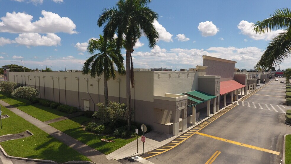 More Photos Of 3250 W 18th St, Hialeah Unknown For Lease