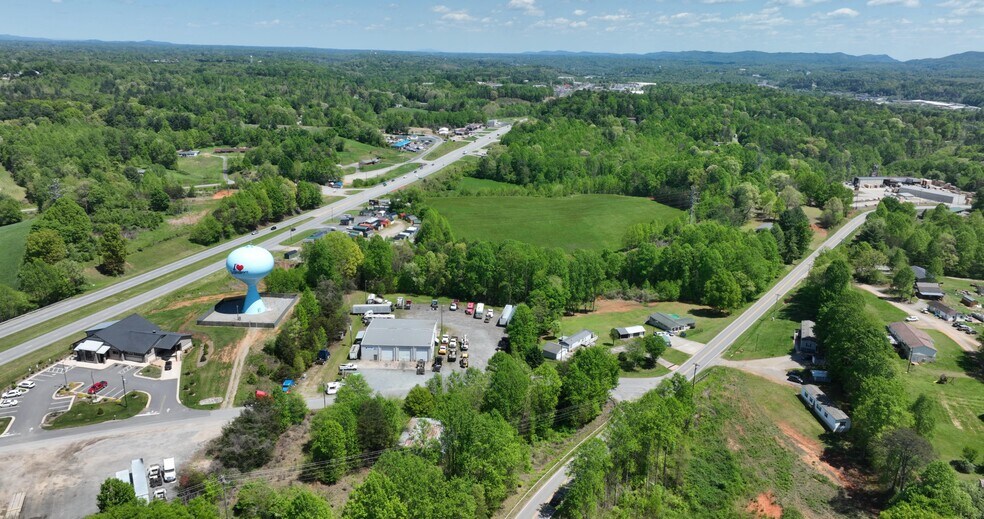 More Photos Of 3679 W US Highway 421, Wilkesboro Land For Sale