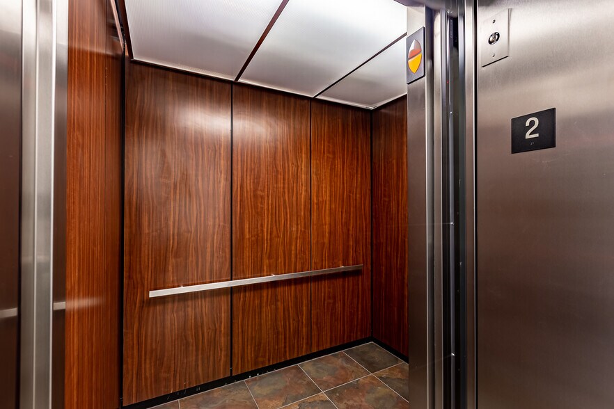 More Photos Of 1500 E Venice Ave, Venice Office For Sale