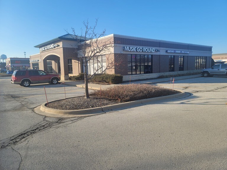 More Photos Of 5910-5960 75th St, Kenosha Unknown For Lease