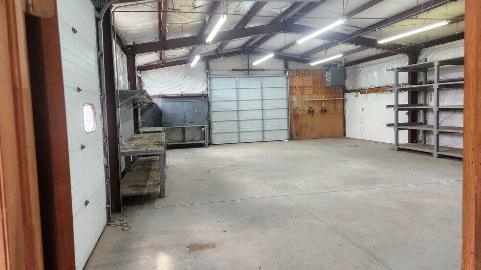 More Photos Of 9761 Titan Park Cir, Littleton Warehouse For Lease