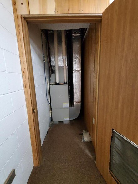 More Photos Of 336 Route 6 W, Coudersport Office For Sale