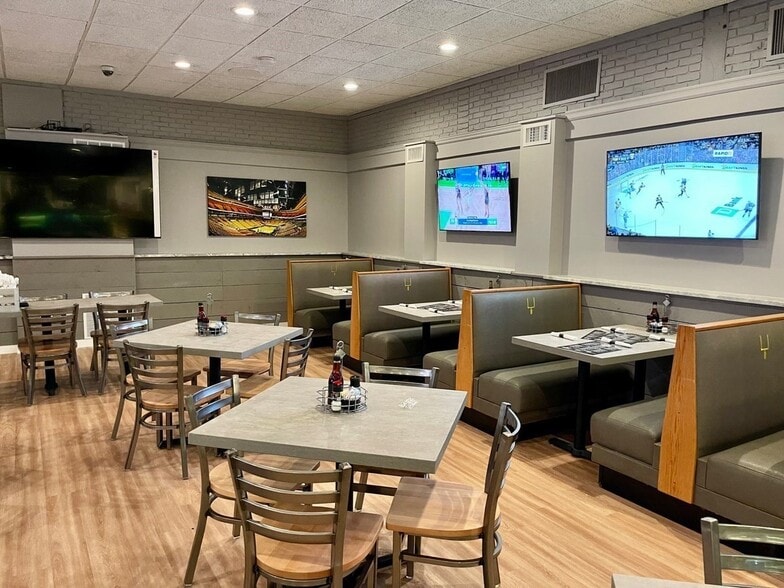 More Photos Of 218 Coggeshall St, New Bedford Storefront Retail Residential For Sale