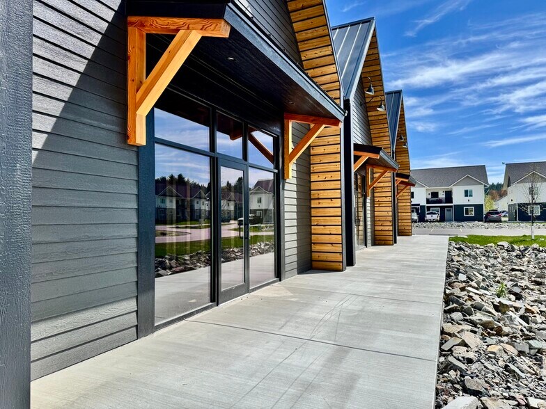 More Photos Of 101 Jewel Basin Ct, Bigfork Storefront Retail Office For Sale