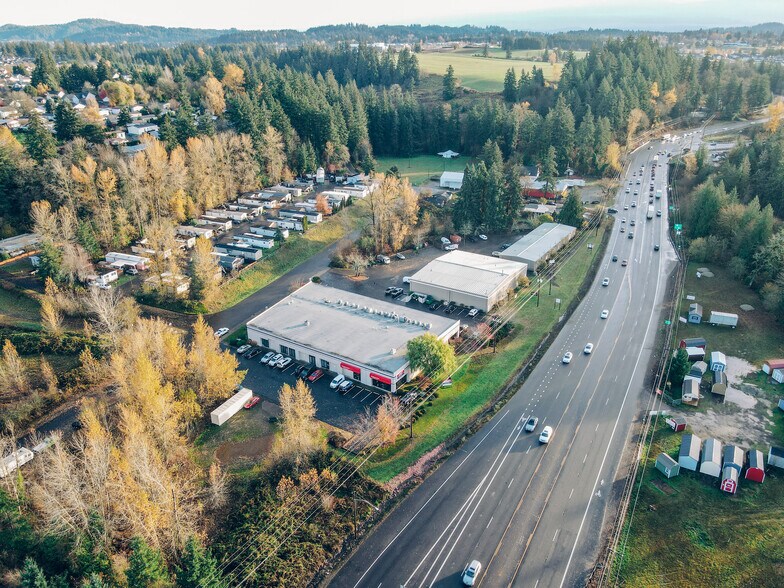 More Photos Of 14910 SE Morning Way, Clackamas Warehouse For Lease