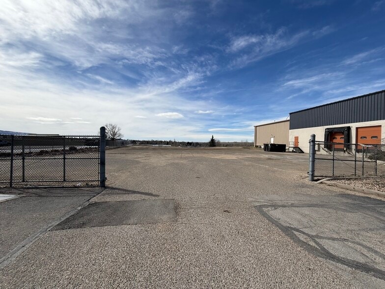 More Photos Of 150 N Walsh Dr, Casper General Retail For Sale
