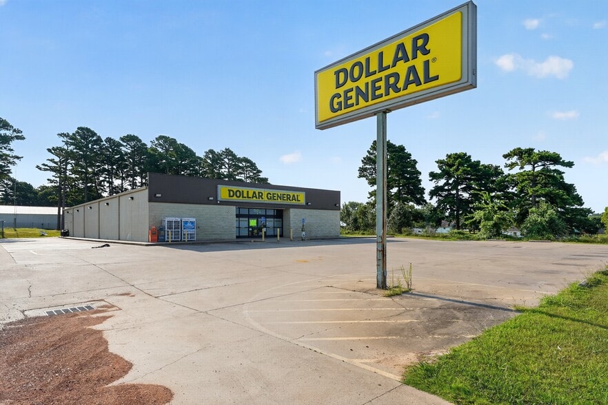 More Photos Of 124 State Highway 10, Kansas Freestanding For Sale
