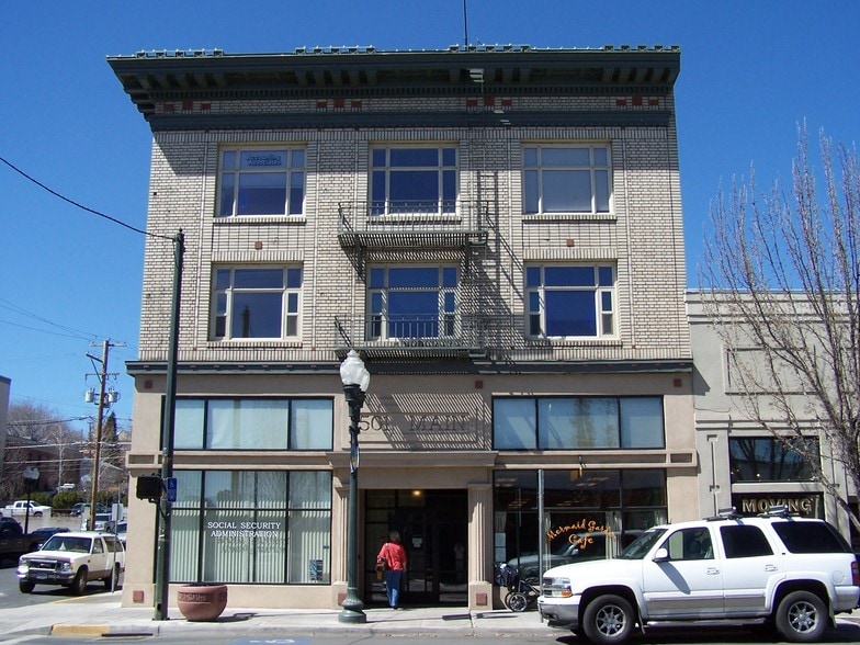 More Photos Of 501 Main St, Klamath Falls Storefront Retail Office For Lease