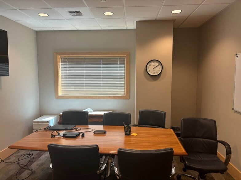 More Photos Of 2237 S 19th St, Tacoma Office For Sale