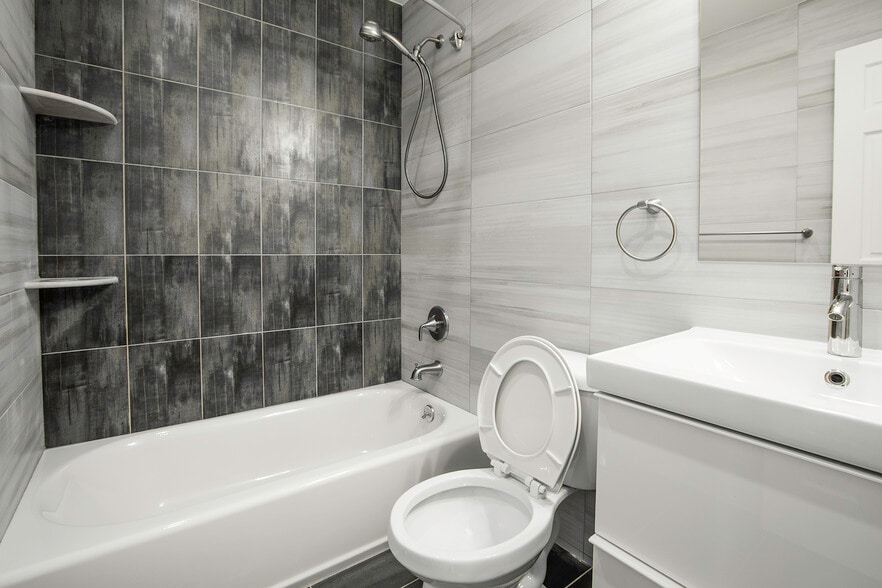 More Photos Of 1719 Woodbine St, Ridgewood Apartments For Sale