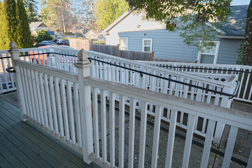 More Photos Of 1491 Commercial St SE, Salem Office Residential For Sale