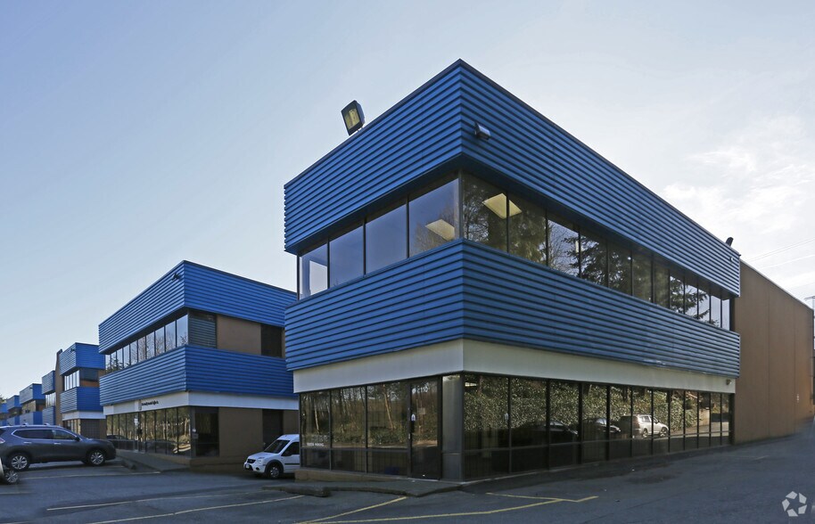 More Photos Of 8575 Government St, Burnaby Warehouse For Lease
