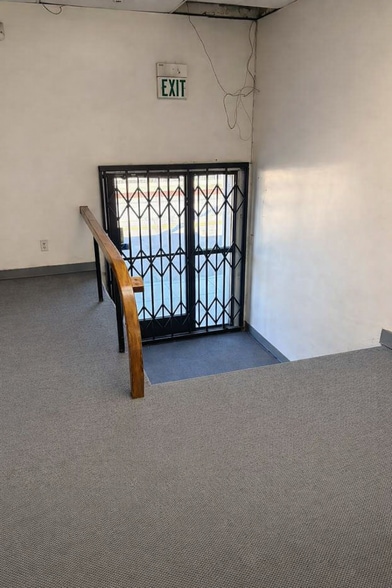 More Photos Of 4724 Boyle Ave, Vernon Warehouse For Lease