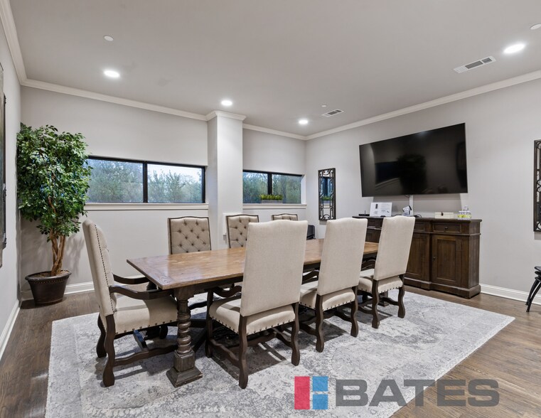 More Photos Of 420 Century Way, Red Oak Loft Creative Space For Lease