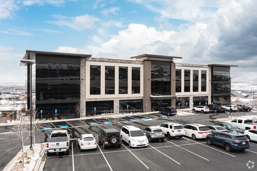 More Photos Of 3900 Traverse Mountain Blvd, Lehi Office For Lease