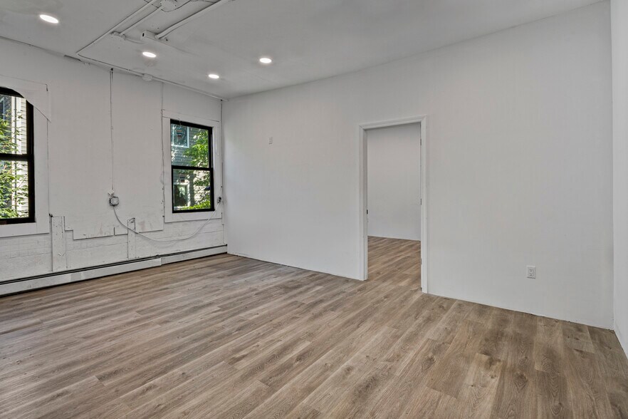 More Photos Of 28 Lawrence St, Spring Valley Industrial For Sale