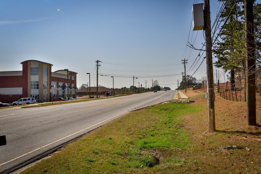 More Photos Of 3460 Highway 81, Loganville Flex For Sale