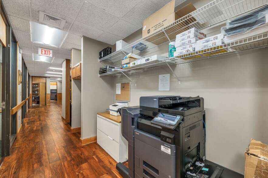 More Photos Of 231 Sutton St, North Andover Medical For Sale