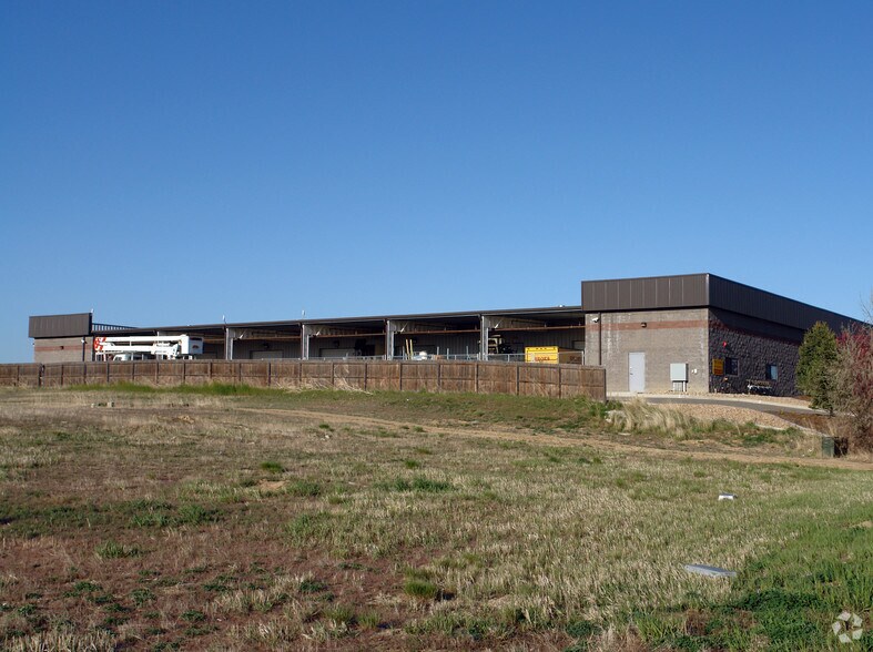 More Photos Of 1740 Skyway Dr, Longmont Warehouse For Lease