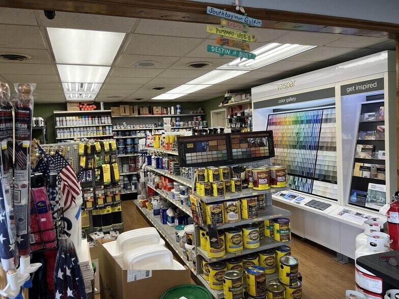 More Photos Of 19961 Fisher Ave, Poolesville Freestanding For Sale