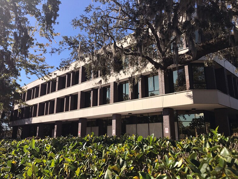 More Photos Of 644 Cesery Blvd, Jacksonville Medical For Lease