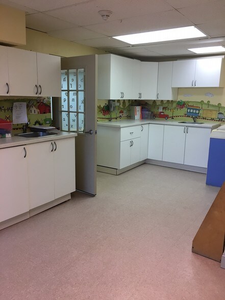 More Photos Of 1408 Plymouth Blvd, Plymouth Meeting Schools For Lease