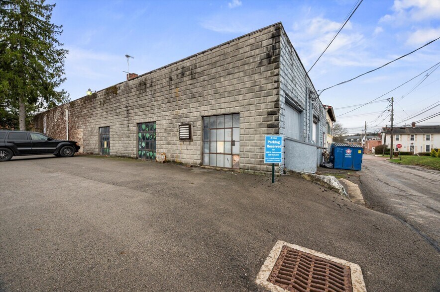 More Photos Of 138 S Market St, New Wilmington Storefront For Sale