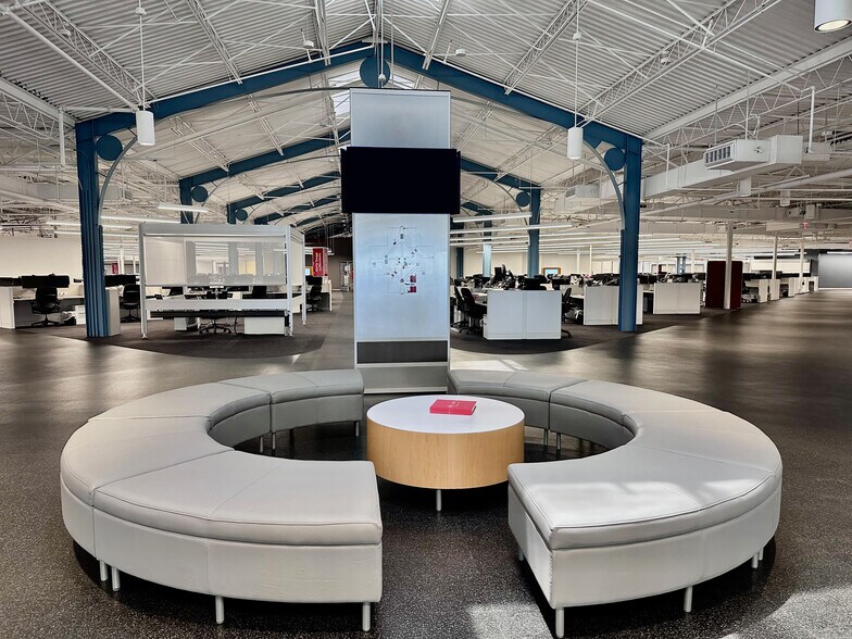 More Photos Of 5201 Rufe Snow Dr, North Richland Hills Office For Lease