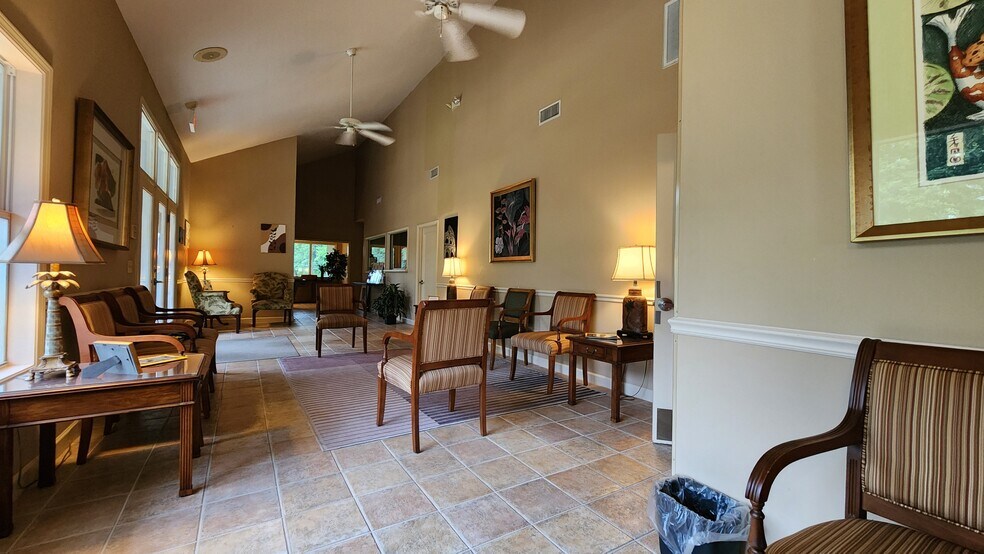 More Photos Of 900 Garden Gate Cir, Pensacola Medical For Sale