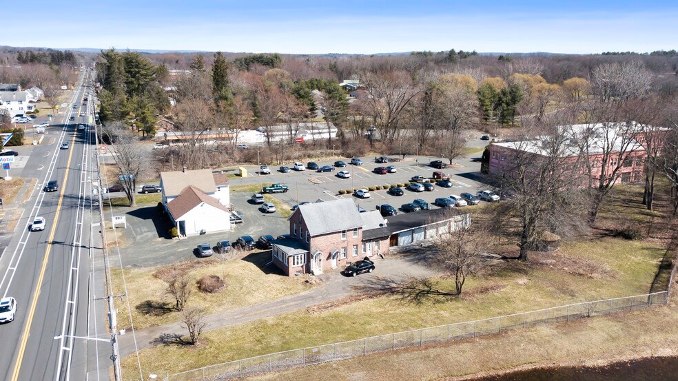 More Photos Of 470 Granby Rd, South Hadley Medical For Lease