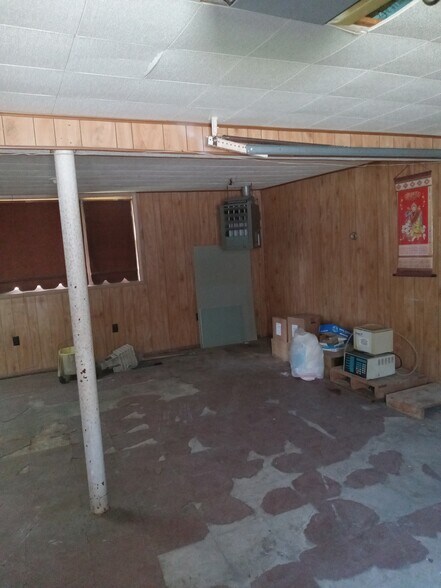 More Photos Of 515 W Butler Ave, Chalfont Veterinarian Kennel For Sale