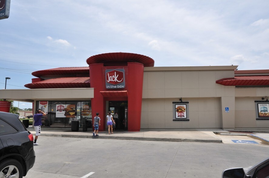 More Photos Of 1703 N Airline Hwy, Gonzales Fast Food For Sale