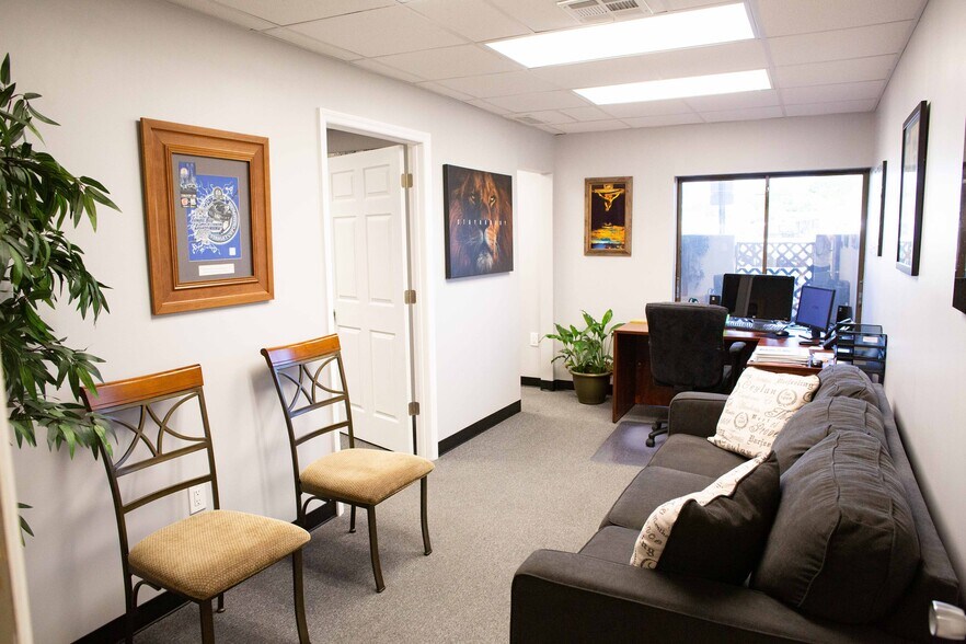 More Photos Of 12945 Seminole Blvd, Largo Unknown For Lease